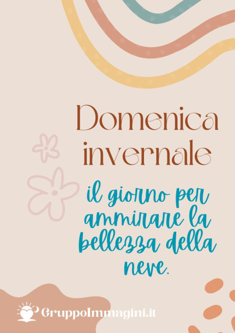 Domenica invernale il giorno per ammirare la bellezza della neve
